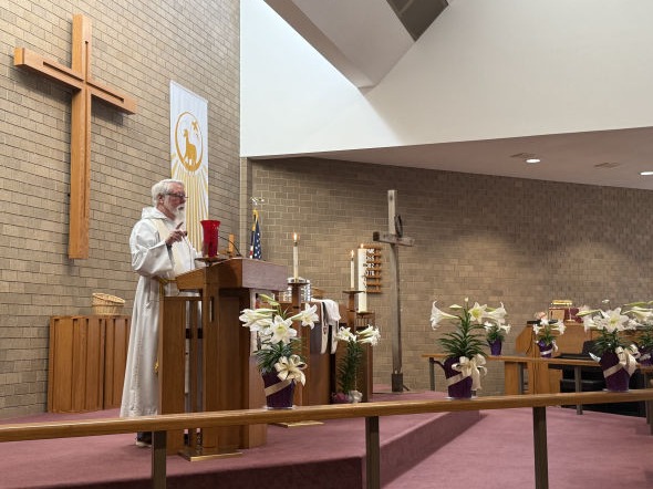 Bethel Lutheran Church Graettinger Iowa ELCA Pastor John Wolf Advent Altar Morphew Photo